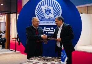 گفتگوی دکتر رفیق‌دوست با رسانه‌ها در پتروکم ۱۴۰۳