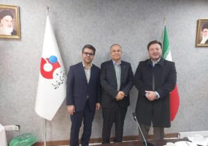 حضور دکتر حسین رفیق‌دوست مدیرعامل و نائب رئیس هیأت مدیره شرکت پتروشیمی فن‌آوران، سرپرست جدید شرکت پتروشیمی فارابی معرفی شد