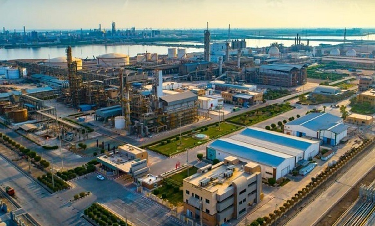 بررسی گزارش عملکرد سال مالی ۱۴۰۳ شرکت پتروشیمی فن آوران رشد ۱۰۷۱ درصدی سود خالص «شفن» در سال ۱۴۰۳ ، افزایش سهم صادرات در سبد فروش