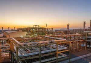 سرمایه‌گذاری ۲۰۰ میلیون دلاری شرکت پالایشگاه گاز هویزه برای جمع‌آوری گازهای مشعل