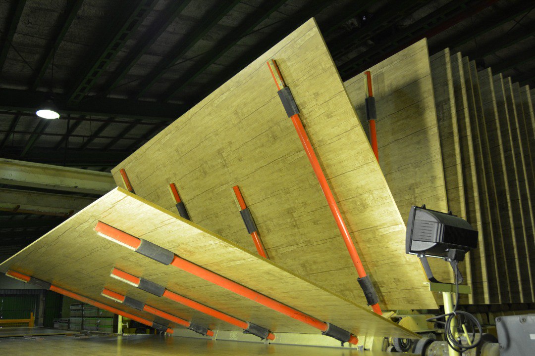 با تولید ۱۰۰ هزار مترمکعب تخته صنعتی؛ بی‌سابقه‌ترین میزان تولید ام.دی.اف از باگاس نیشکر ثبت شد