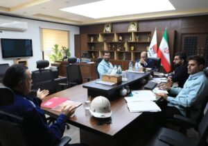 تقدیر کارکنان رسمی از مدیرعامل شرکت فولاد خوزستان