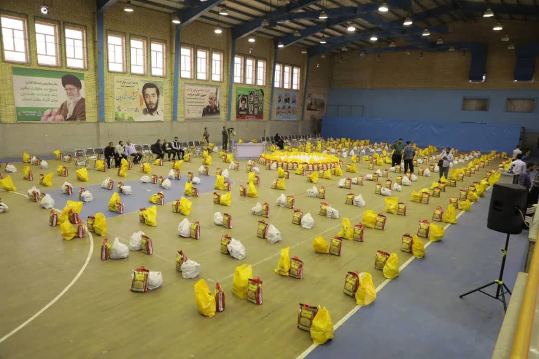 توزیع ۵۰ هزار بسته معیشتی میان نیازمندان خوزستان در «پویش ایران عاشورایی»