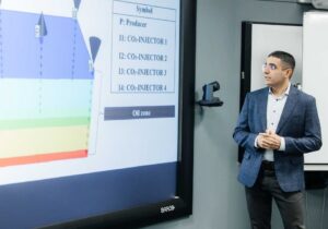 ایذه بار دیگر افتخار آفرید /پرفسور شادفر داودی جز دود درصد دانشمندان برتر جهان قرار گرفت