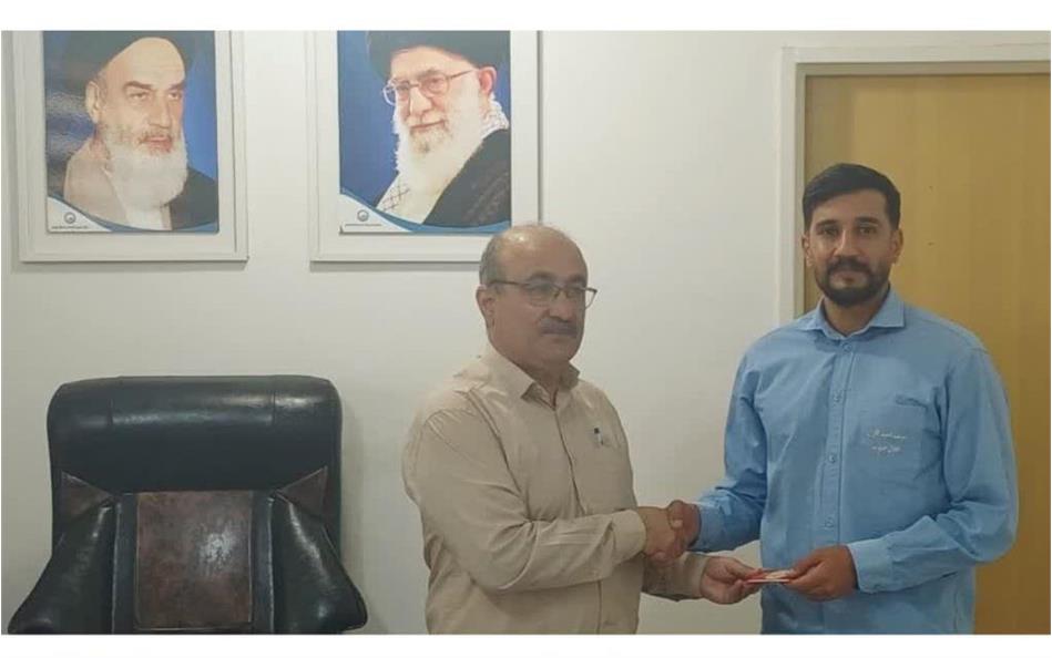 تقدیر از نیروهای برتر خدمات مشترکین و درآمد شرکت آب و فاضلاب اهواز