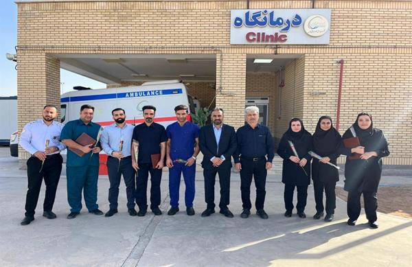 قدردانی از پرستاران پالایش گاز هویزه خلیج‌فارس در روز ولادت حضرت زینب(س)