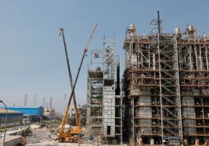 به همت متخصصان شرکت پلیمر آریاساسول: پیشرفت فیزیکی کوره دهم به ۶۵ درصد رسید