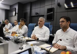 با همراهی شرکت پلیمر آریا ساسول،جلسه هم‌اندیشی مدیران خوداتکایی پتروشیمی‌های زیرمجموعه ساتا برگزار شد