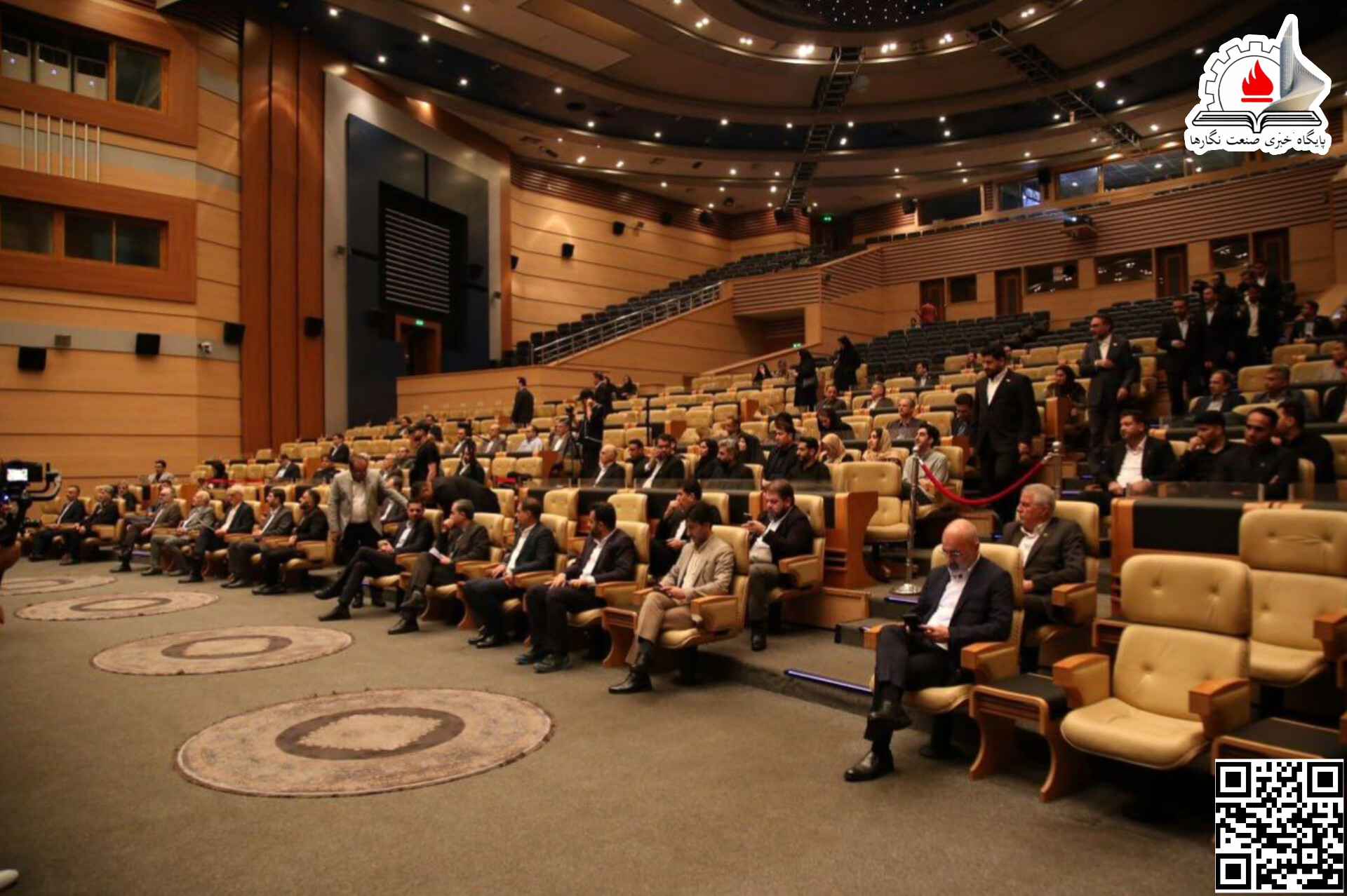 درخشش فولاد خوزستان در جشنواره فولاد سبز؛ از نوآوری فناورانه تا تجلیل ملی