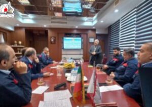 جلسه بازنگری جهت‌ گیری استراتژیک شرکت فولاد اکسین خوزستان برگزار شد