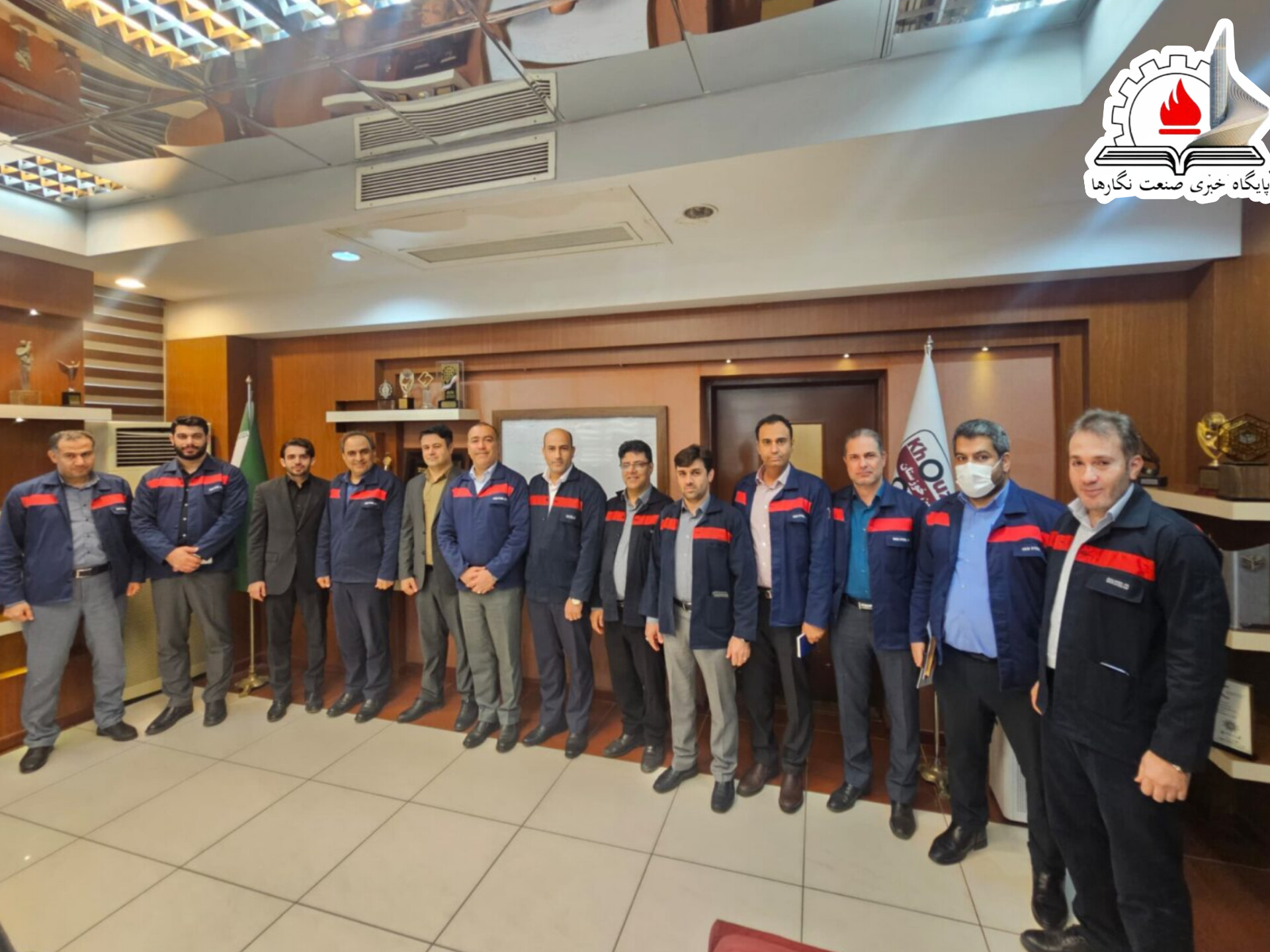 انتصاب سرپرستان جدید معاونت‌های «مالی و اقتصادی» و «سرمایه‌های انسانی و رفاه اجتماعی» در شرکت فولاد اکسین خوزستان