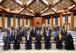 نشست شورای روابط عمومی و اصحاب رسانه استان همدان با حضور استاندار محترم و اعضای هیئت مدیره خانه مطبوعات کشور و استان