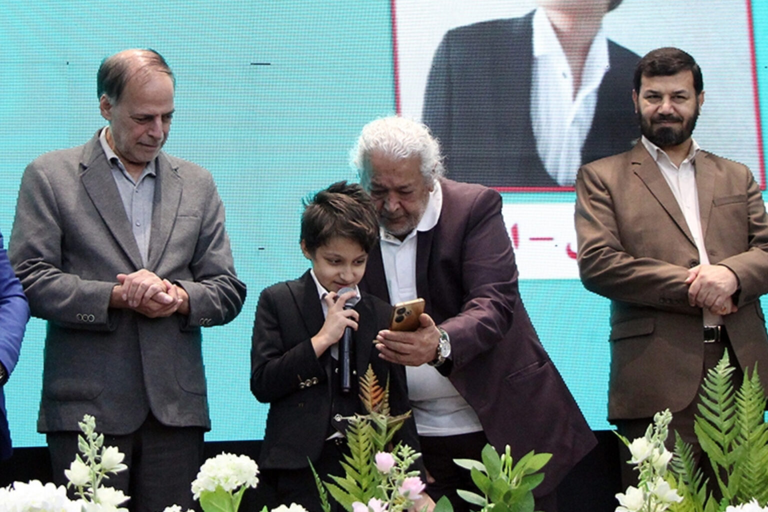 بزرگان ادبیات ایران در شکرستان؛ خوزستان میزبان یک رخداد کم‌سابقه فرهنگی و ادبی شد