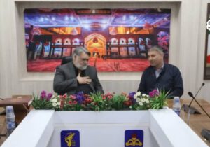 دیدار مدیر عامل نفت و گاز مارون با فرمانده مرکز بسیج شهید تندگویان