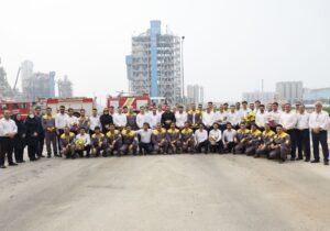 بزرگداشت روز ملی آتش‌نشانی و ایمنی در شرکت پلیمر آریاساسول برگزار شد