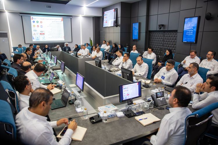 شانزدهمین دوره ممیزی داخلی سیستم مدیریت یکپارچه در آریاساسول با موفقیت به پایان رسید