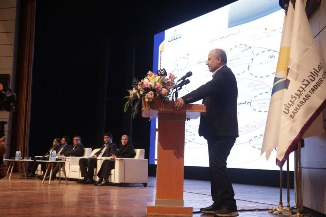 تبیین راهبردهای توسعه زنجیره متانول توسط مدیرعامل‌ پتروشیمی فن‌آوران