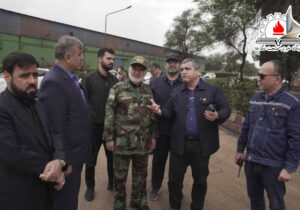 استاندار خوزستان در بازدید از شرکت فولاد خوزستان: دشمن از مرزهای انسانیت عبور کرده است