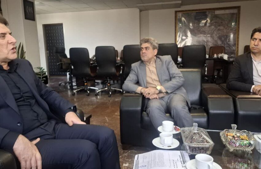 مطالبات صنفی رسانه‌ها در دیدار هیأت مدیره خانه مطبوعات کشور با معاون سیاسی وزیر کشور مطرح شد